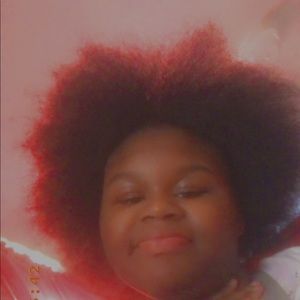 Meet your Posher, Chrissie